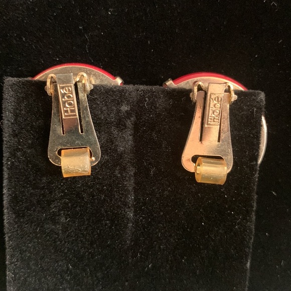 Hobe Vintage Round Red Faceted  Glass Clip Earrings - Picture 2 of 5